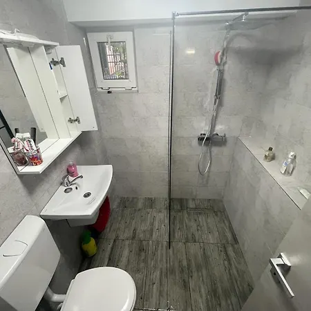Efor Guest house *